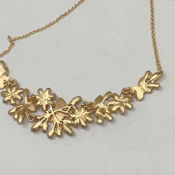 NWT Bella Jack butterflies and flowers necklace - Picture 5 of 5